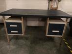 Metalen bureau/werkbank, Huis en Inrichting, Bureaus, Gebruikt, Ophalen, Bureau