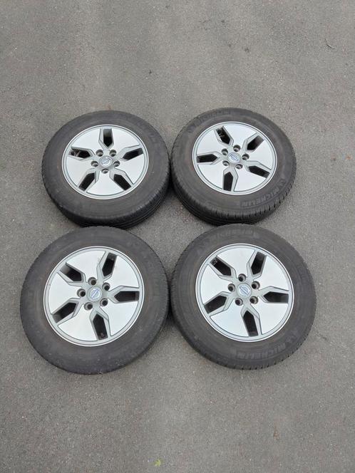 Volvo wielen goede staat 195/65 R15, Auto-onderdelen, Banden en Velgen, Band(en), Zomerbanden, 15 inch, 195 mm, Personenwagen