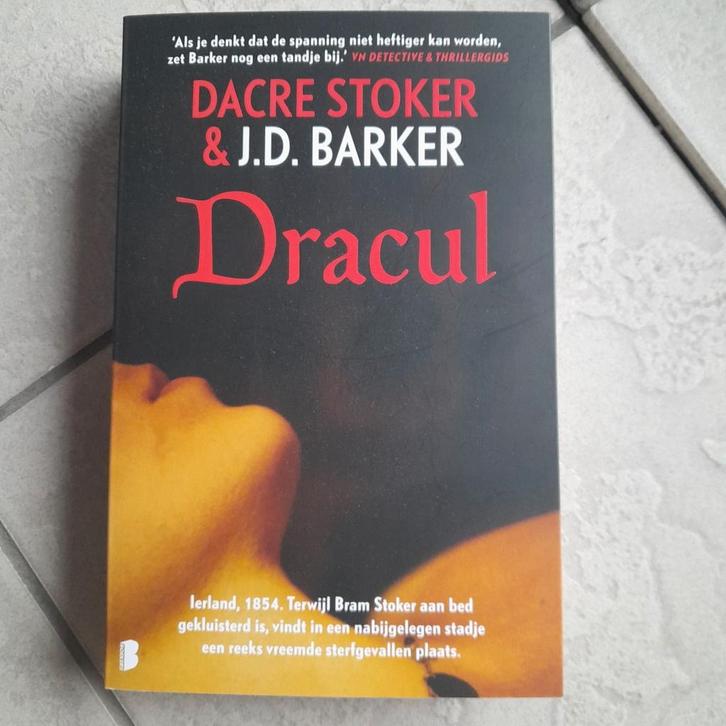 J.D. Barker - Dracul, Livres, Thrillers, Comme neuf, Enlèvement