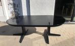 Thonet eettafel rond/ ovaal, Huis en Inrichting, Ophalen, Gebruikt, Ovaal