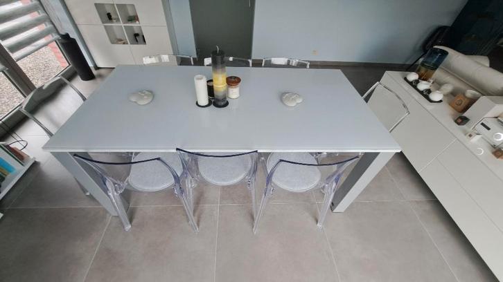 8 Chaises type Kartell, Huis en Inrichting, Overige Huis en Inrichting, Ophalen