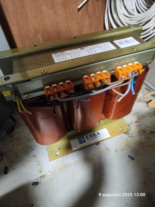 transformator, Doe-het-zelf en Bouw, Elektriciteit en Kabels, Zo goed als nieuw, Ophalen