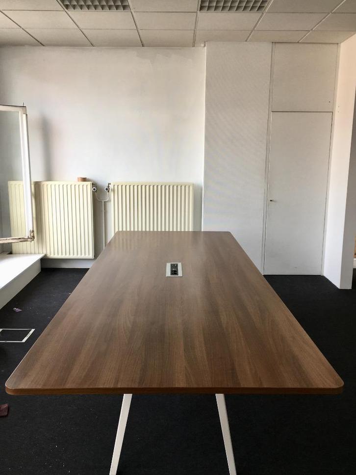 Joyn Vitra bureau vergadertafel Ronan en Erwan Bouroullec, Huis en Inrichting, Bureaus, Gebruikt, Bureau, Ophalen