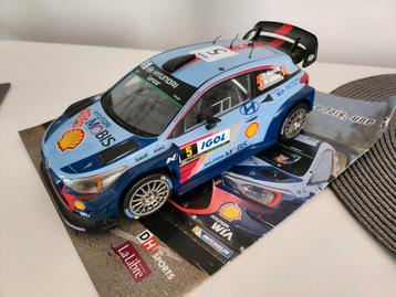 Hyundai i20 Coupe WRC-2017-T Neuville 1/18  disponible aux enchères