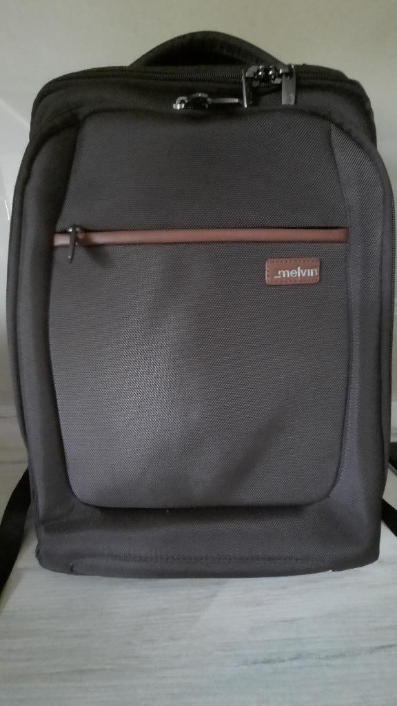 rugzak laptop Melvin, Computers en Software, Laptoptassen, Zo goed als nieuw, Rugzak, 15 inch, Ophalen of Verzenden