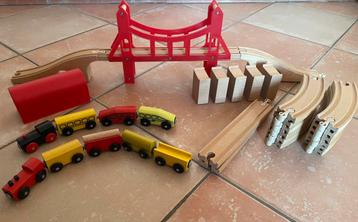 Circuit de train en bois - 32 pièces  beschikbaar voor biedingen