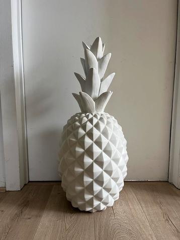 Ananas Maisons du Monde beschikbaar voor biedingen
