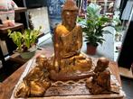 Zittende Boeddha met 2 aanbidders massief hout hoogte 50cm., Enlèvement, Utilisé