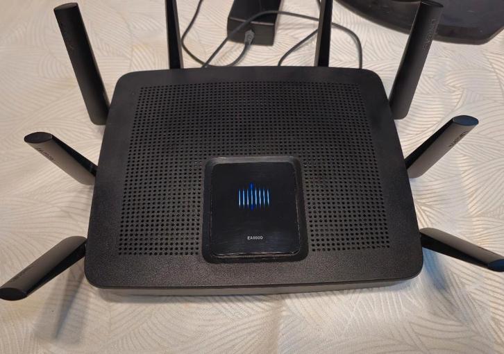 Routeur Linksys EA9500 – Excellent état, Computers en Software, Routers en Modems, Zo goed als nieuw, Router, Ophalen