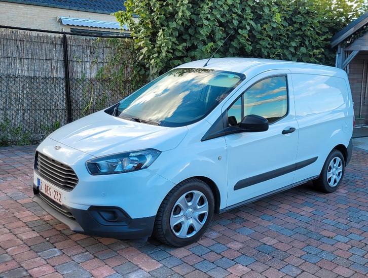 Ford Transit Courier, Auto's, Bestelwagens en Lichte vracht, Particulier, Airbags, Airconditioning, Bluetooth, Elektrische buitenspiegels
