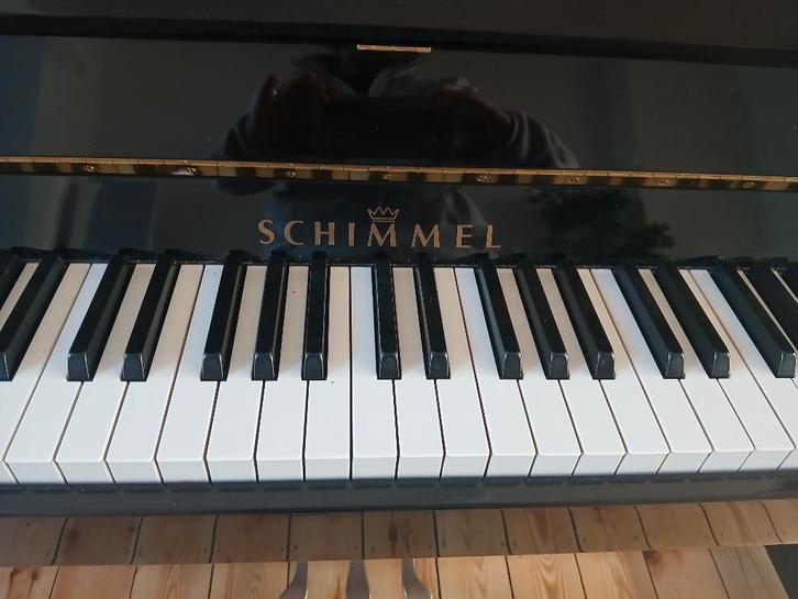 piano droit classique Schimmel 116 S, Musique & Instruments, Pianos, Utilisé, Piano, Noir, Enlèvement