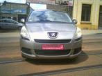 PEUGEOT 5008 1600CC DIESEL 2011 TRES PROPRE, Auto's, Peugeot, Parkeersensor, 1600 cc, Zilver of Grijs, Euro 5