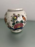 Vase polychrome de Delft peint à la main !, Antiquités & Art, Antiquités | Vases, Enlèvement ou Envoi