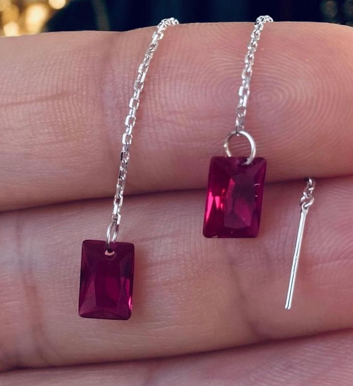oorbellen 18K wit goud robijn, Handtassen en Accessoires, Oorbellen, Nieuw, Hangers, Goud, Rood, Met edelsteen, Ophalen of Verzenden