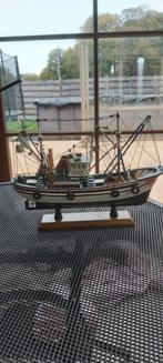 Carmen 2 bewerkte houten vissersboot, Hobby en Vrije tijd, Ophalen of Verzenden, Zo goed als nieuw