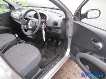 NISSAN MICRA 3 K12 5 deurs compleet interieur beschikbaar voor biedingen