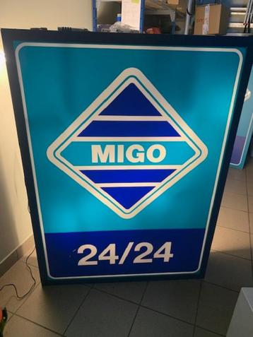 lichtreclame beschikbaar voor biedingen