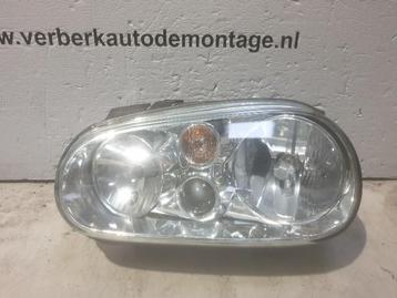 PHARE / OPTIQUE AVANT GAUCHE Volkswagen Golf IV (1J1) disponible aux enchères