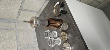 Bronzen sisha met toebehoren beschikbaar voor biedingen