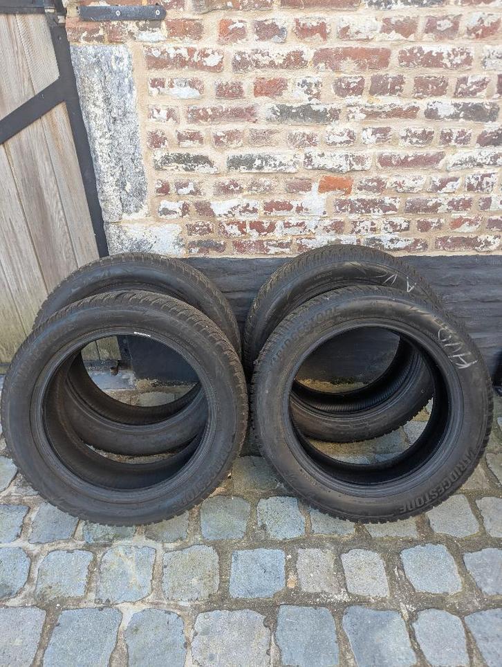 4 Pneus hiver Bridgestone Blizzak LM005 - 215/55 R17 98V, Autos : Pièces & Accessoires, Pneus & Jantes, Pneu(s), Pneus hiver, 17 pouces