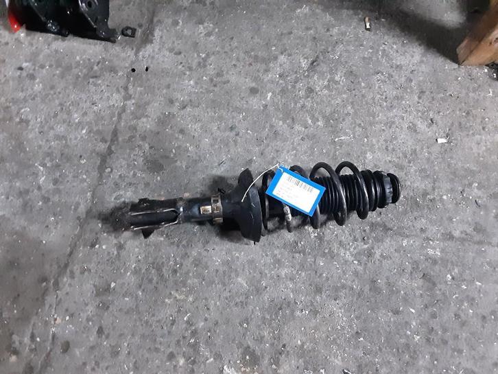 AMORTISSEUR OU ABSORBEUR DE CHOC AVANT GAUCHE Lupo (6X1), Autos : Pièces & Accessoires, Suspension & Châssis, Volkswagen, Utilisé