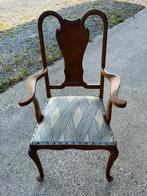 Ancienne chaise en bois de style, Enlèvement