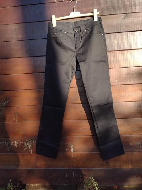 H broek maat 50 Large nieuw, Kleding | Heren, Broeken en Pantalons, Nieuw, Maat 48/50 (M), Zwart, Verzenden