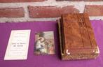 Kerkboek met communieprentje., Ophalen of Verzenden, Zo goed als nieuw, Kaart of Prent, Christendom | Katholiek