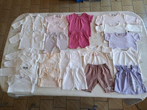 Babykledij meisje 0 tem 3 mnd - Maat 50/56 - 22 stuks - 10 €, Kinderen en Baby's, Babykleding | Baby-kledingpakketten, Gebruikt