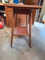 Retro tafeltje, Huis en Inrichting, Gebruikt, Ophalen of Verzenden, 75 cm of meer, 60 cm of meer