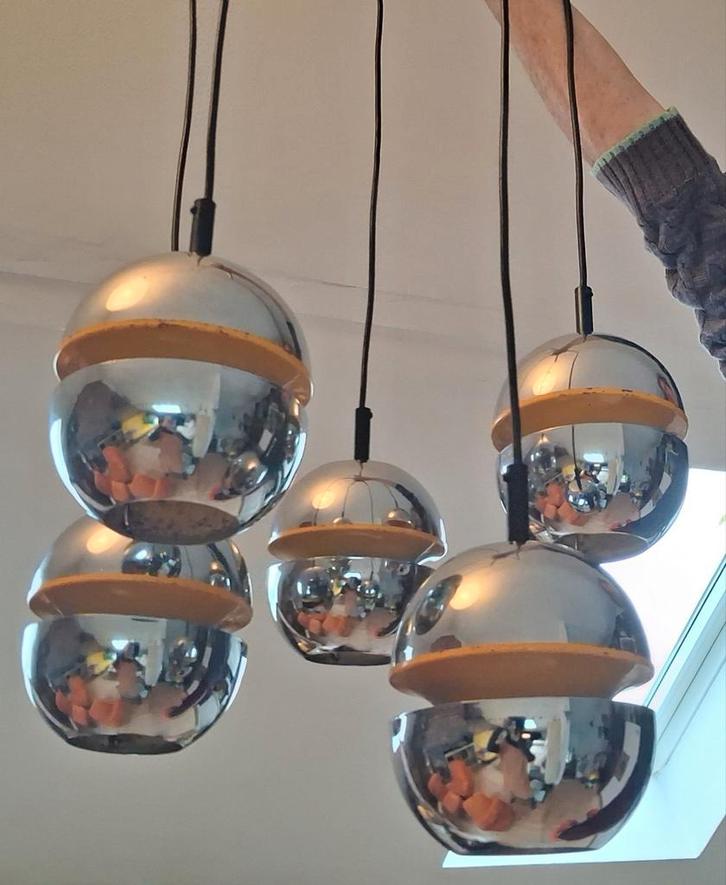 VERKOCHT!!! „Space Age” vintage chromen watervallamp uit 197, Antiek en Kunst, Antiek | Verlichting