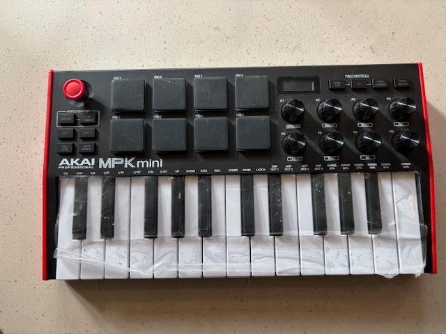 Akai MPK Mini professional toetsenbor  25 toetsen, Muziek en Instrumenten, Midi-apparatuur, Nieuw, Ophalen of Verzenden