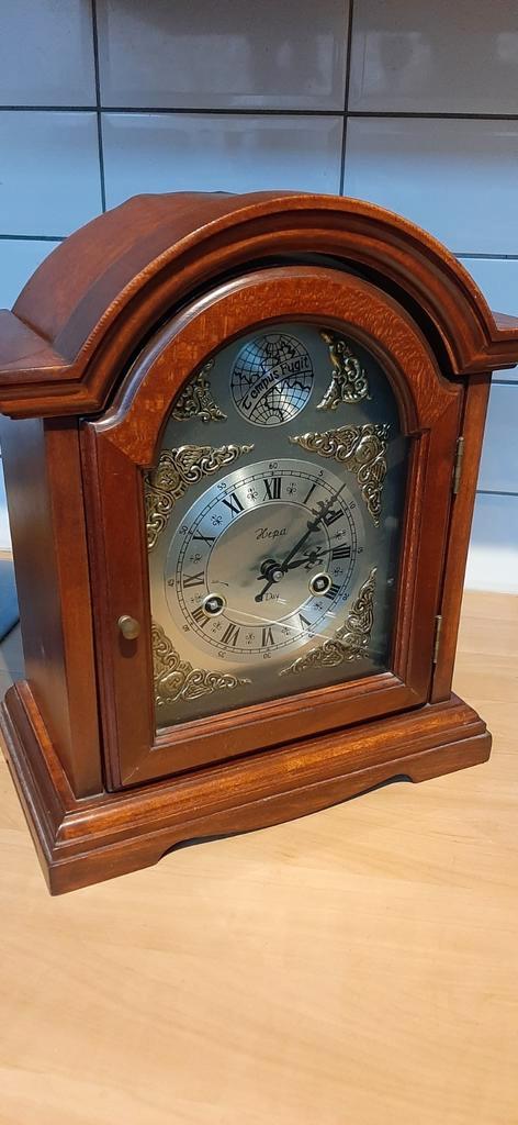 Hepa Tempus Fugit 31-daags pendule met halfuurslag, Antiek en Kunst, Antiek | Klokken, Ophalen of Verzenden