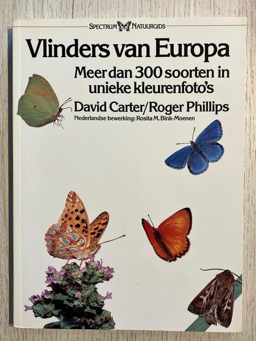 Boek : Vlinders van Europa - Meer dan 300 soorten !, Boeken, Natuur, Zo goed als nieuw, Overige onderwerpen, Ophalen of Verzenden