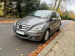 2010 Mercedes B 180 Benzine automaat Gekeurd !, Auto's, Zwart, 4 cilinders, Leder en Stof, Parkeersensor