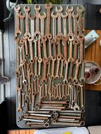 Moersleutels, Ophalen