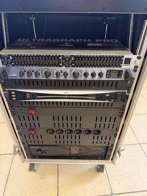 Mengpaneel en boxen, Muziek en Instrumenten, Mengpanelen, Gebruikt, 5 tot 10 kanalen, Microfooningang, Ophalen