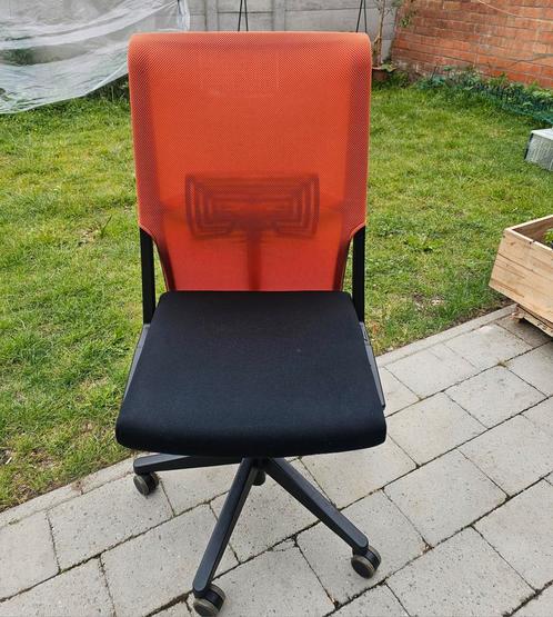 Ergonomische bureaustoel Haworth 59, Huis en Inrichting, Bureaustoelen, Zo goed als nieuw, Bureaustoel, Oranje, Ophalen