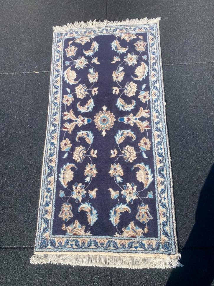 2. Uniek Perzisch tapijt NAIN, in wol met zijde, zeer dicht., Huis en Inrichting, Stoffering | Tapijten en Vloerkleden, Zo goed als nieuw