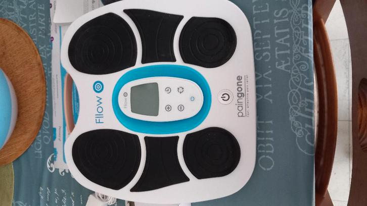 De Flow-elektrostimulator, Sport en Fitness, Massageproducten, Zo goed als nieuw, Overige typen, Ophalen of Verzenden