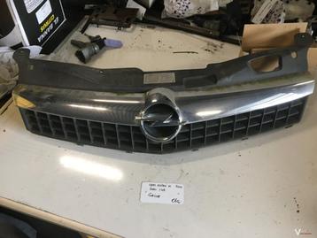 Opel Astra H Coupe 2010 1.4 B Grille beschikbaar voor biedingen