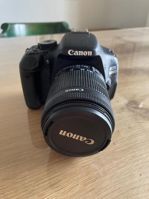 Canon EOS 600D fototoestel + lens in zeer goede staat!, TV, Hi-fi & Vidéo, Appareils photo numériques, Utilisé, Reflex miroir