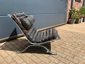 Arne Norell Ari lounge chair beschikbaar voor biedingen