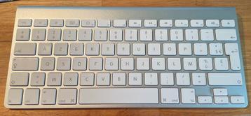 Clavier magique Apple A1314 - AZERTY disponible aux enchères