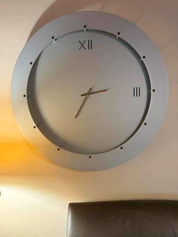 Horloge métal diamètre 1 m beschikbaar voor biedingen