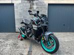 YAMAHA MT09 2023 VOLLEDIGE OPTIES 2000 KMs, Particulier
