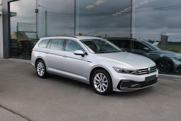VOLKSWAGEN PASSAT VARIANT 1.4TSI GTE-CAMERA, Auto's, Volkswagen, Bedrijf, Te koop, Passat, Achteruitrijcamera, Adaptive Cruise Control