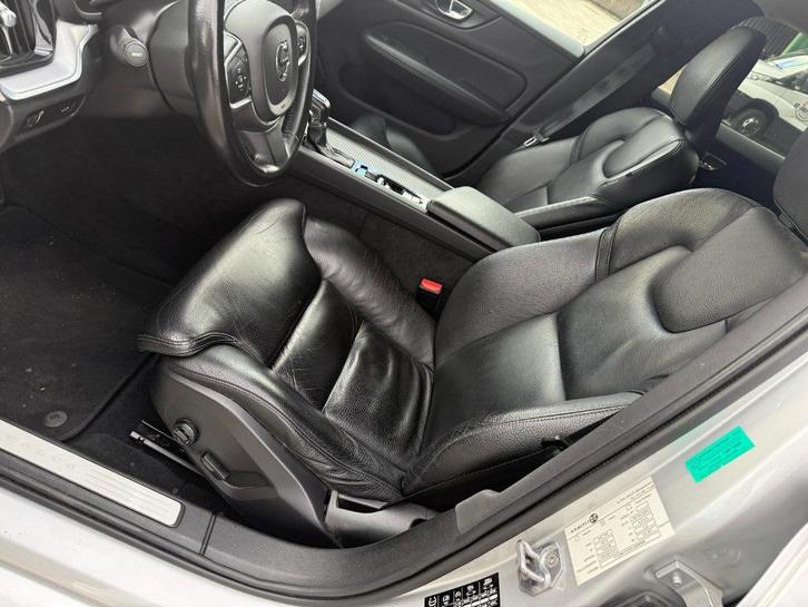 Volvo V60 D3, Auto's, Volvo, Particulier, V60, ABS, Achteruitrijcamera, Adaptieve lichten, Airbags, Airconditioning, Android Auto