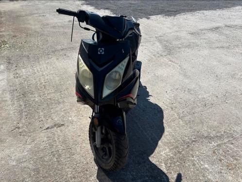 A klasse ( zonder rijbewijs) en B kl vanaf 80€, Fietsen en Brommers, Brommers | Crossbrommers, Gebruikt, Ophalen