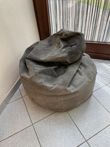 Zitzak (jeans), Enlèvement, Utilisé, Pouf
